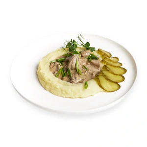 Бефстроганов с картофельным пюре